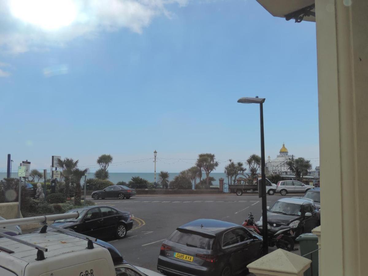 3 Queens Gardens Sea View Apartment Eastbourne Ngoại thất bức ảnh
